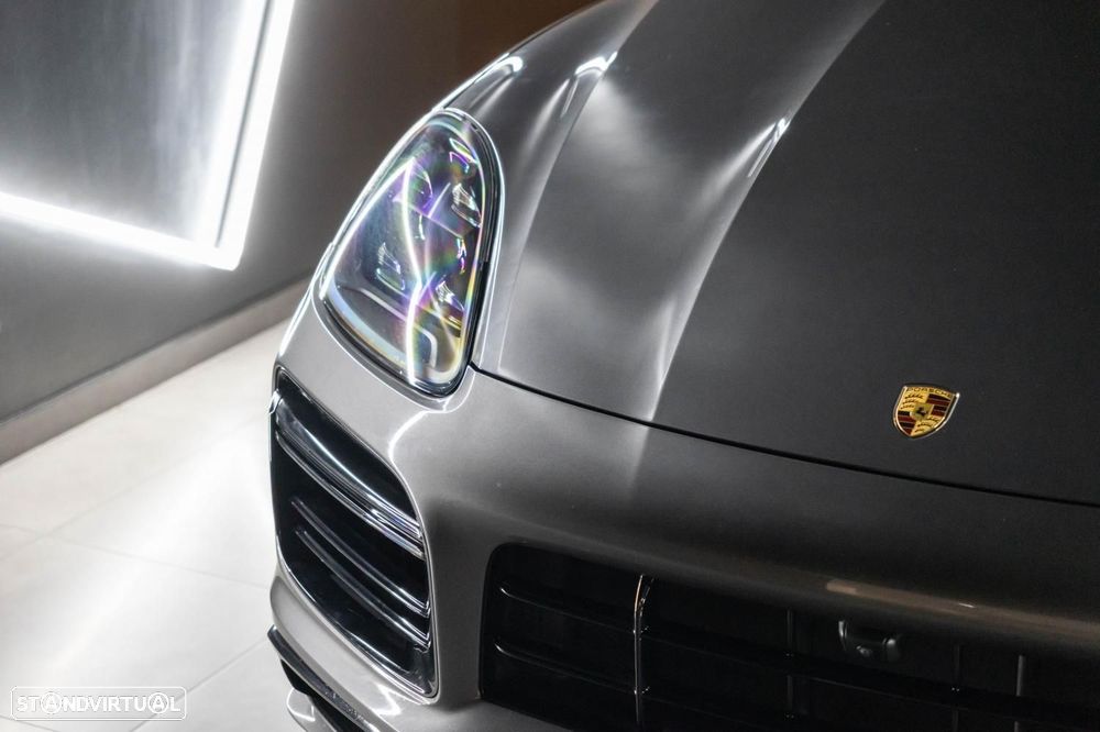 Porsche Cayenne Coupé Turbo S E-Hybrid - 12