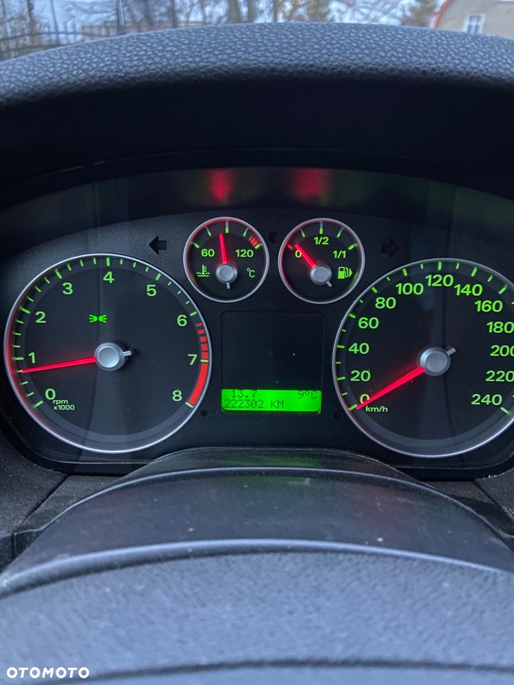 Ford Focus 1.8 FF Ghia - 5