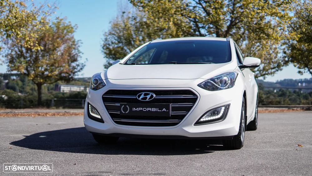 Hyundai i30 1.6 CRDI Blue GO!+ - 24