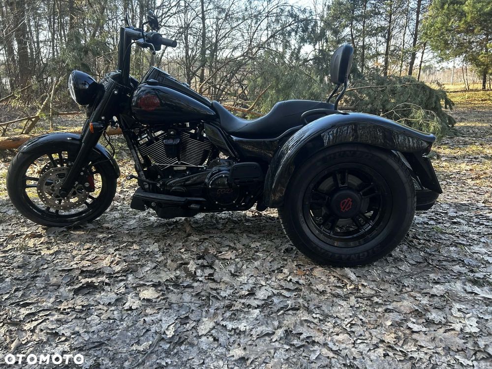 Harley-Davidson Trike Freewheeler - 10