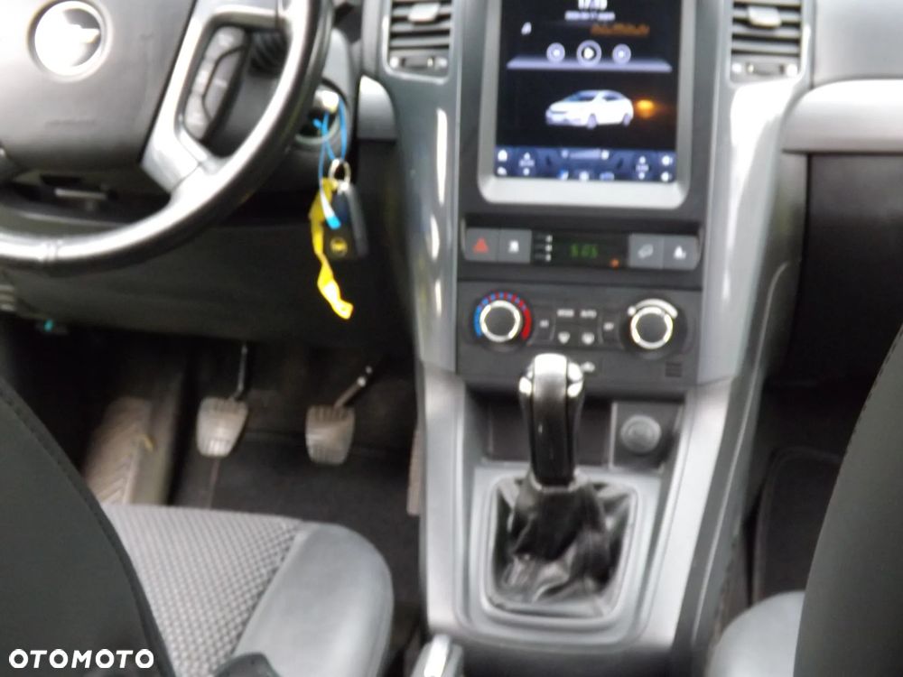Chevrolet Captiva 2.4 LS - 17