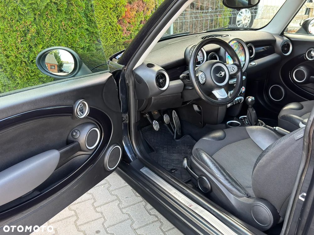 MINI Cooper S Standard - 13