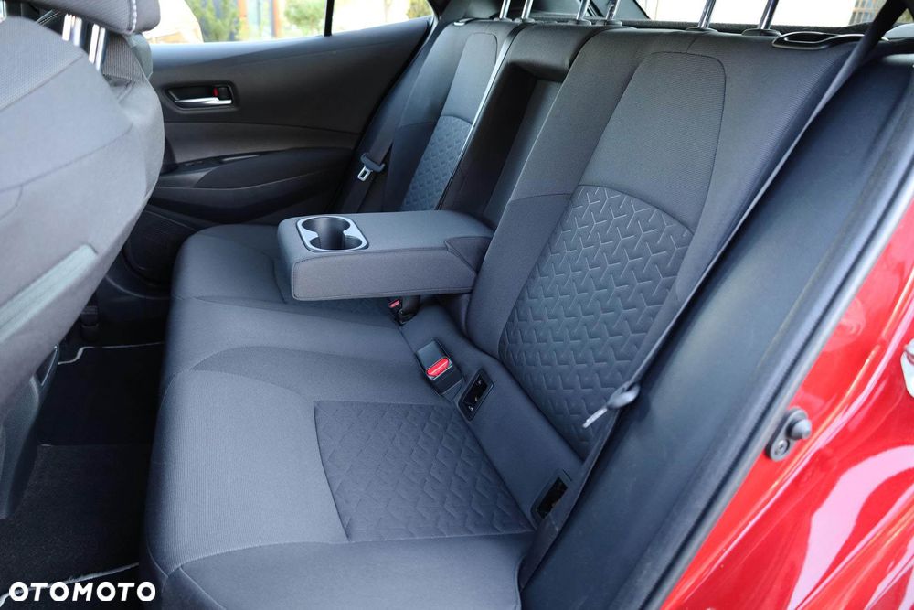 Toyota Corolla 1.8 Hybrid Comfort - 35