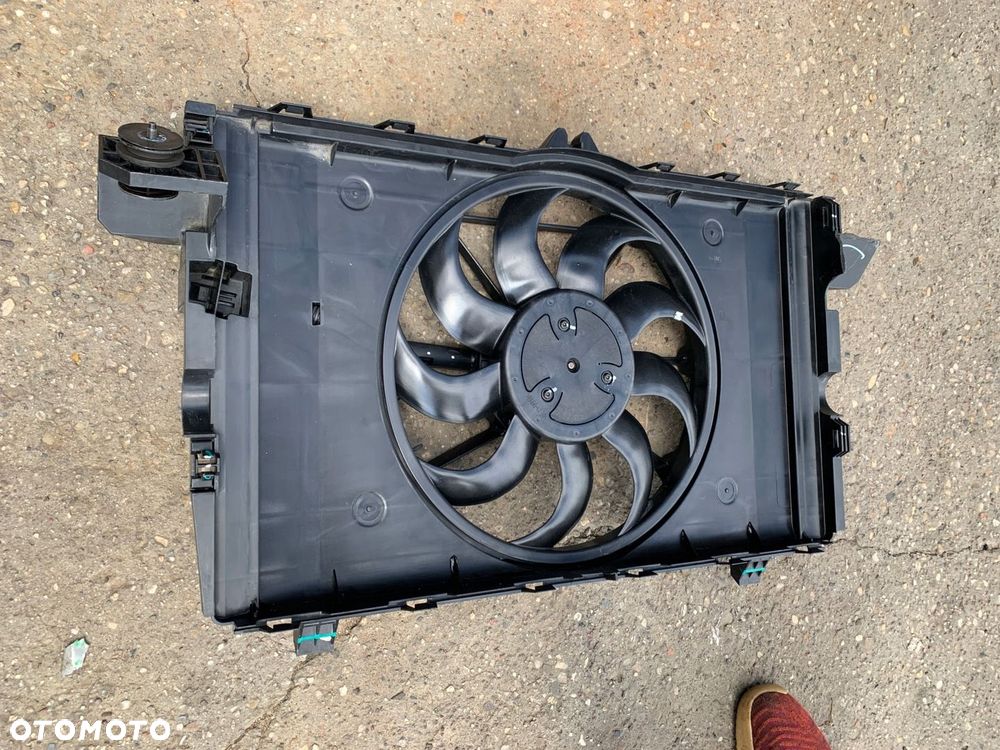 Wentylator obudowa chłodnic TESLA MODEL 3 - 3