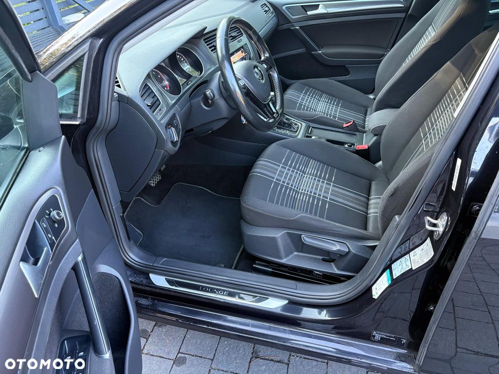Volkswagen Golf 1.2 TSI BlueMotion Technology DSG Lounge - 17