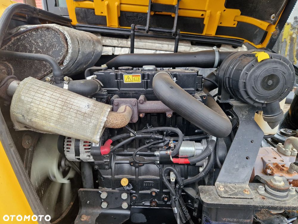 JCB 48 z-1 , 8026 cts , 15 c-1, Yanmar vio 27, Kubota 057-4, - 14