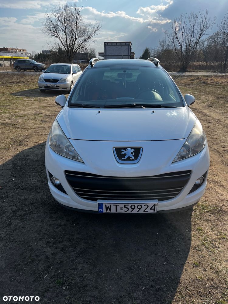 Peugeot 207 1.4 16V Trendy - 2