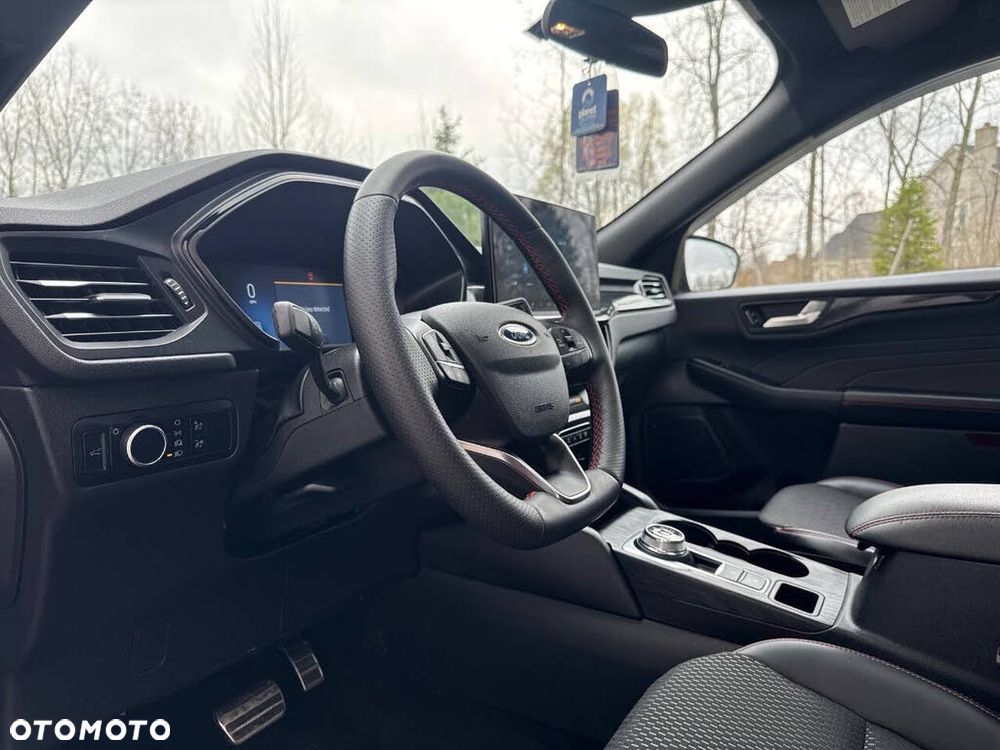Ford Escape - 10
