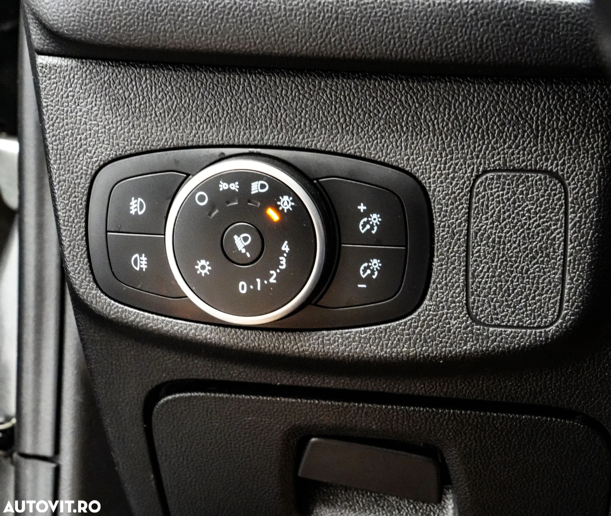 Ford Focus 1.0 EcoBoost Titanium - 21