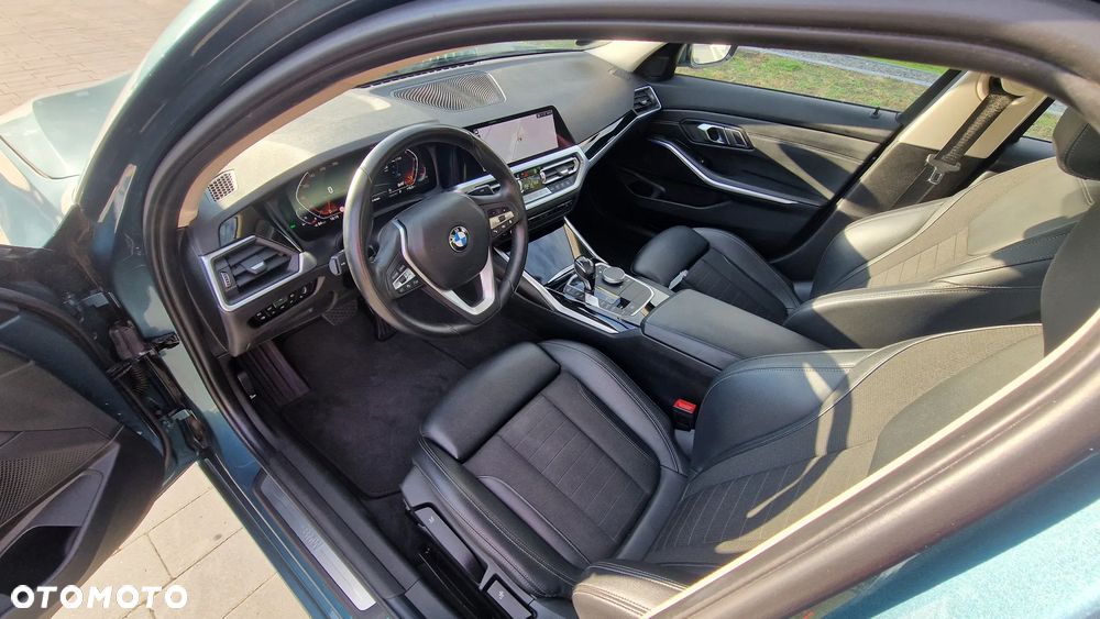 BMW Seria 3 320i GPF Sport - 16