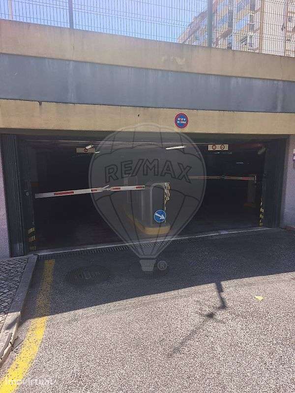 Garagem  para arrendamento - Grande imagem: 2/3