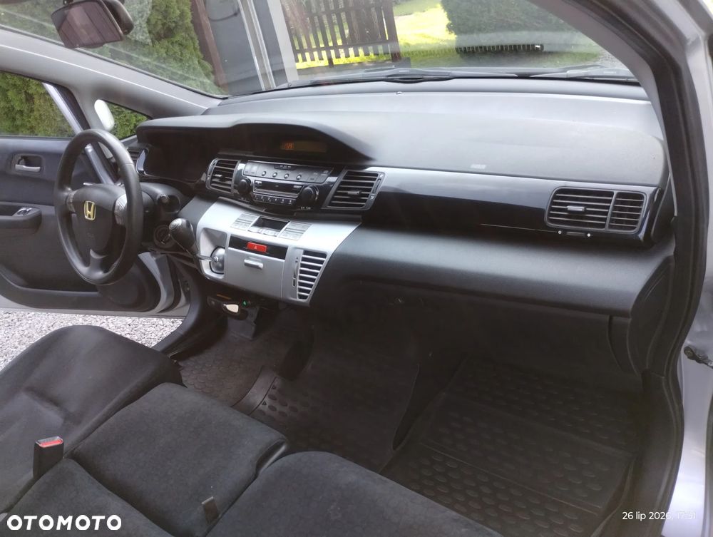 Honda FR-V 2.0 Comfort - 28