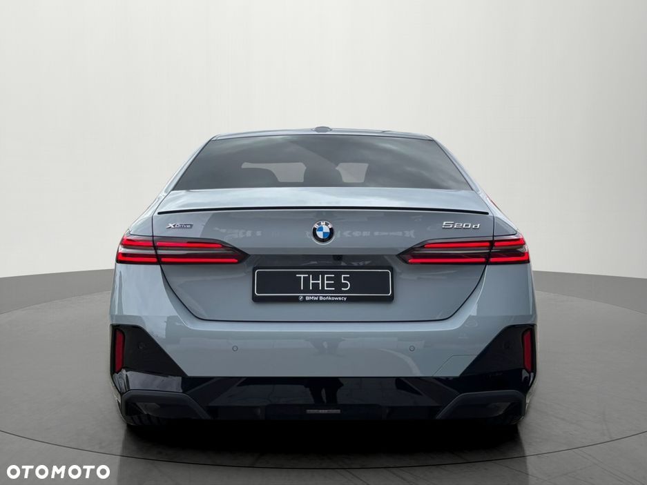 BMW Seria 5 520d xDrive mHEV M Sport - 33