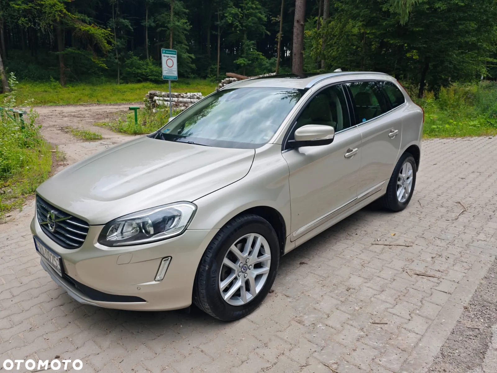 Volvo XC 60 D4 AWD Summum - 2