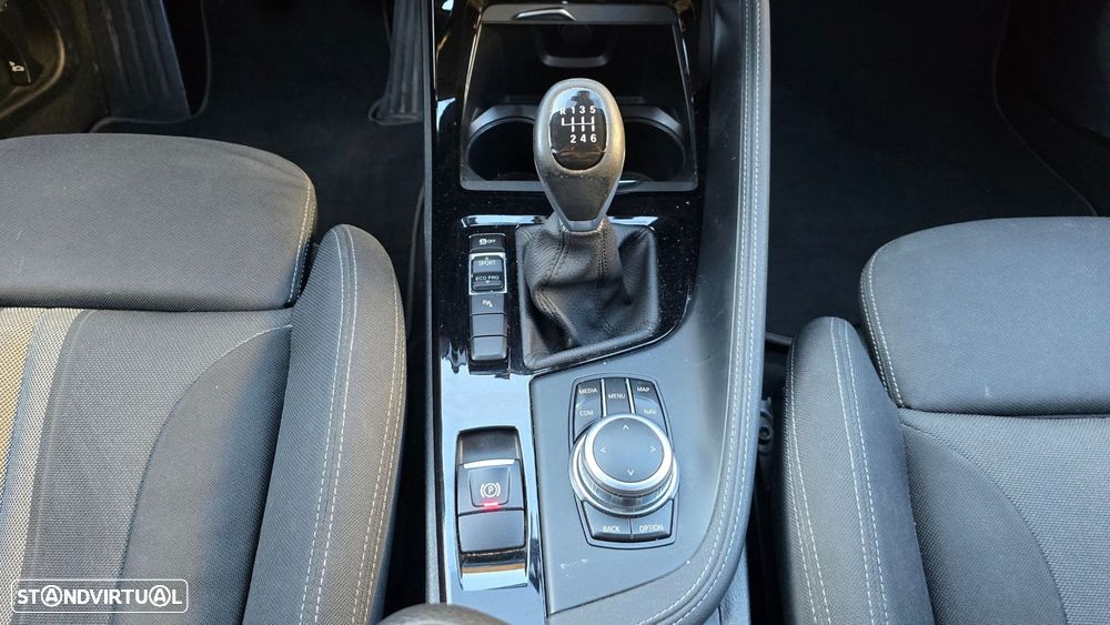 BMW X2 18 i sDrive Advantage - 37