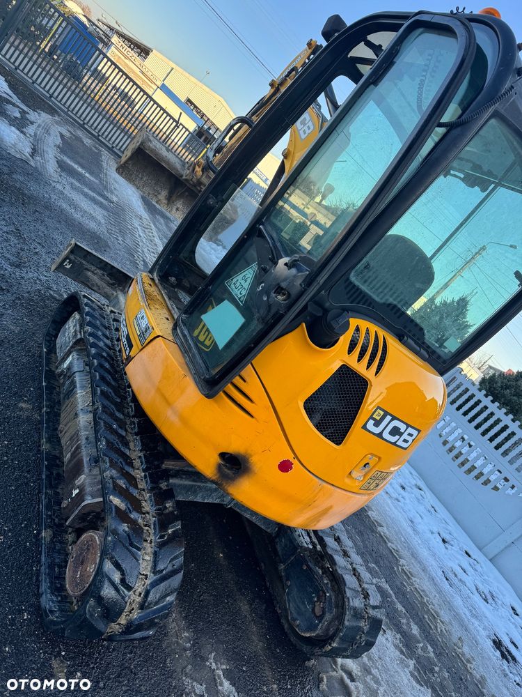 JCB 8025 - 2