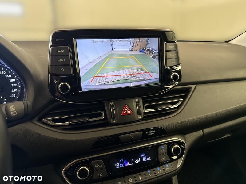 Hyundai i30 1.0 T-GDI Smart - 16