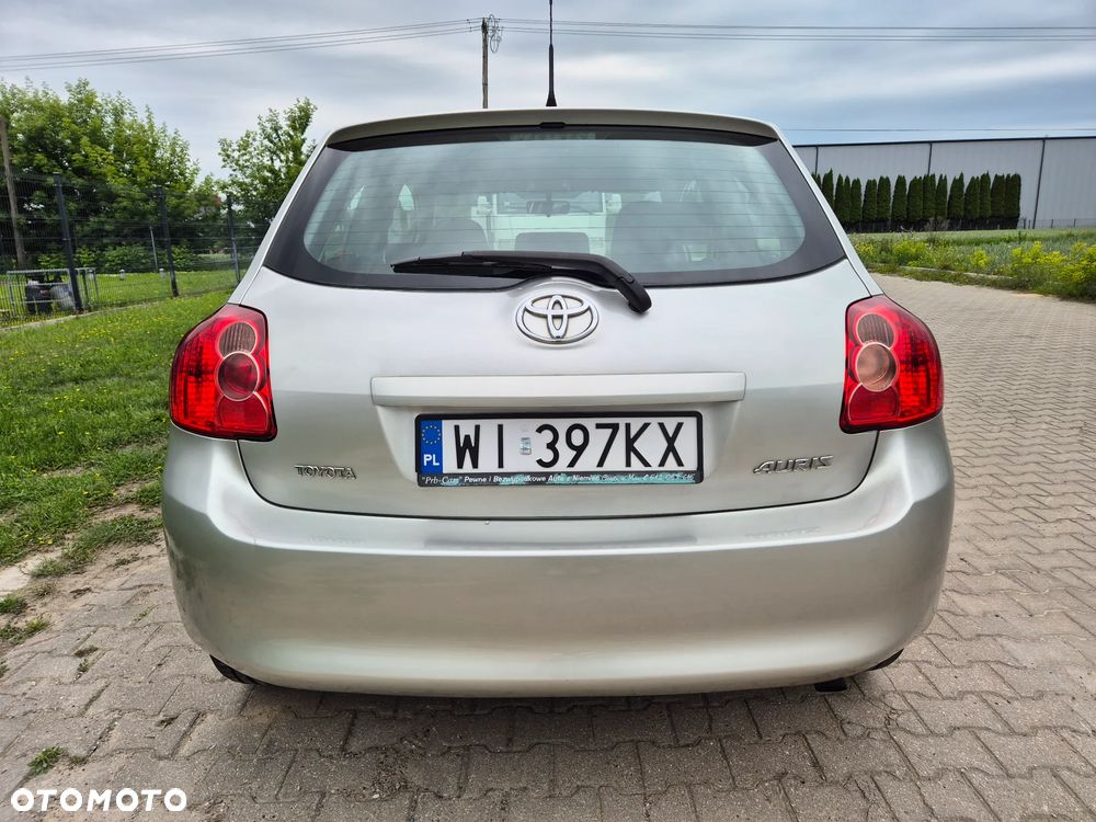 Toyota Auris 2.0 D-4D Premium - 6