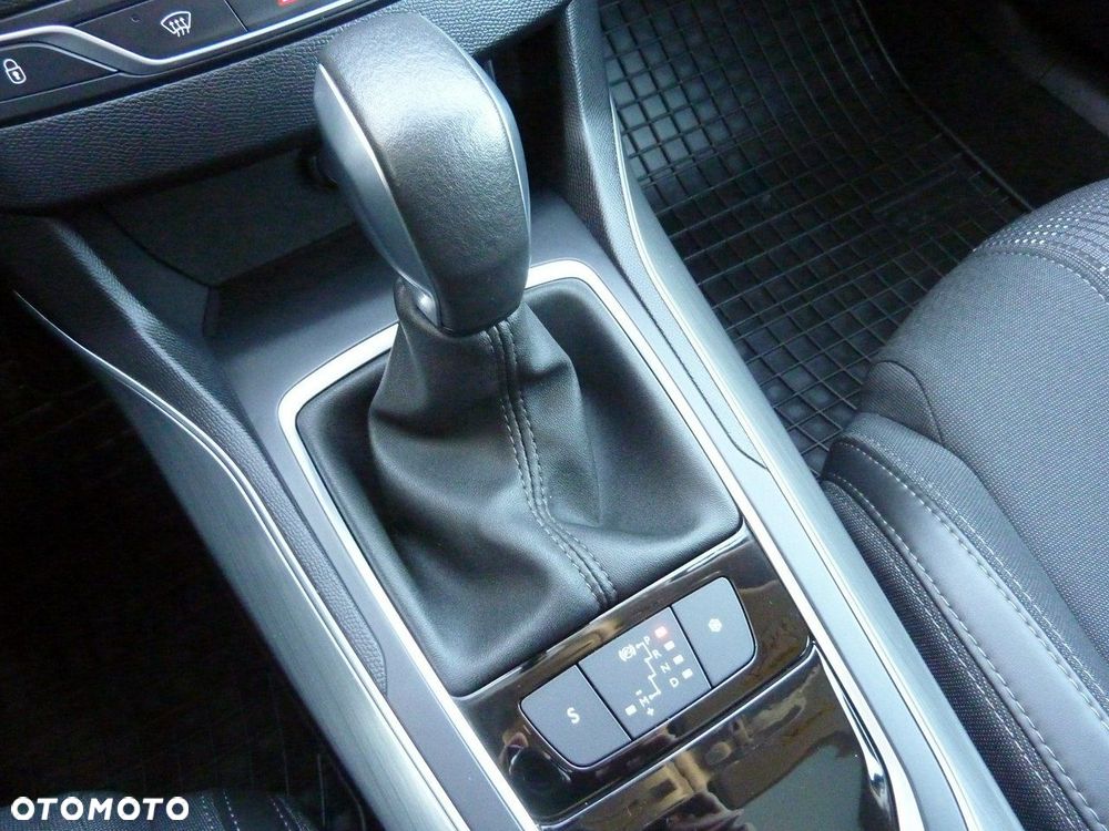 Peugeot 308 - 25