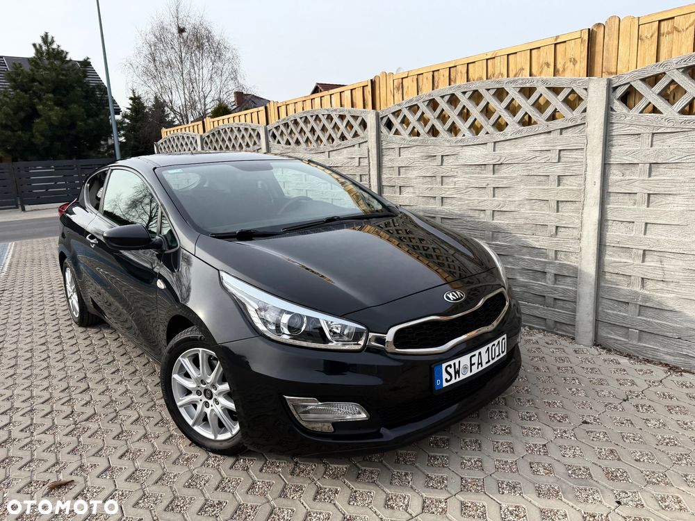 Kia ProCeed - 2
