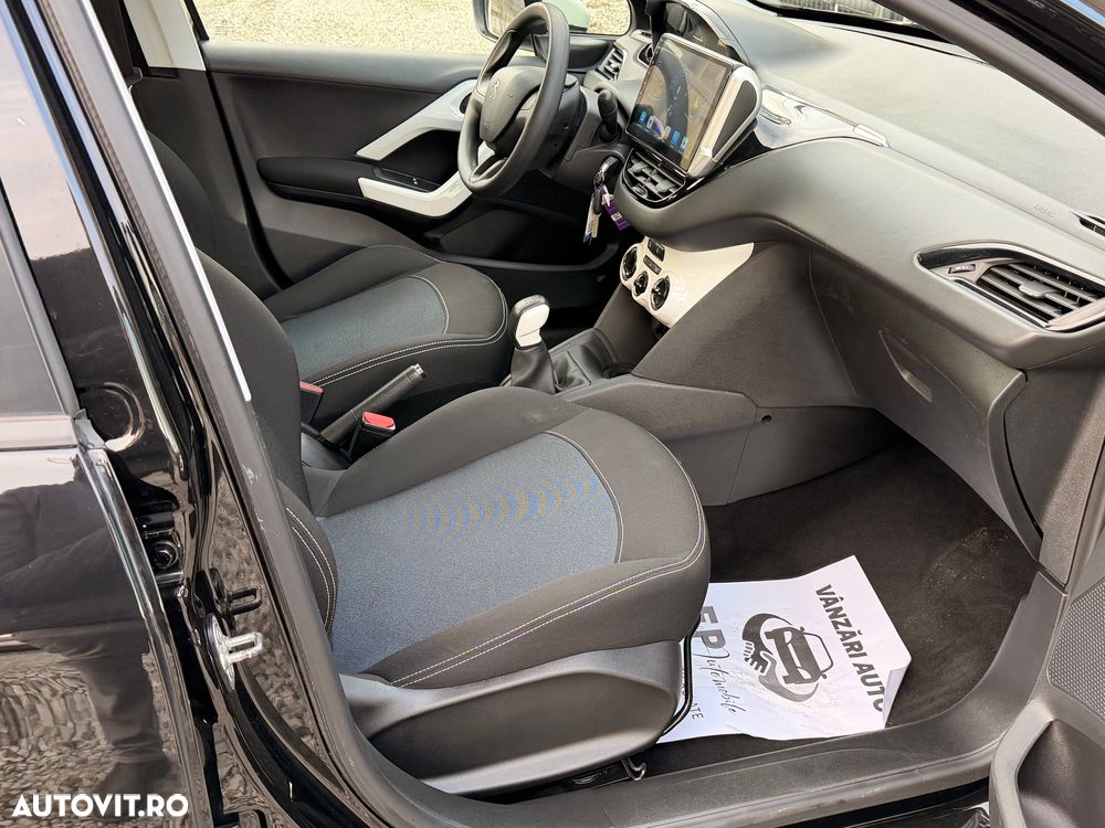 Peugeot 208 PureTech 82 Start & Stop Style - 5