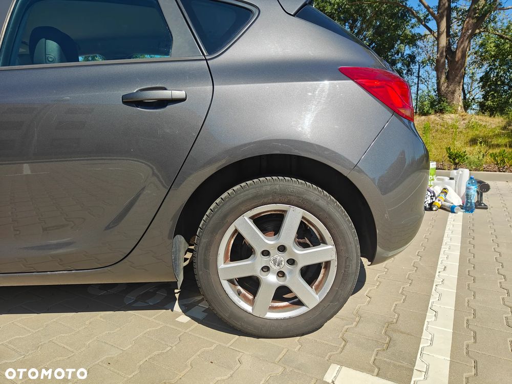 Opel Astra - 21