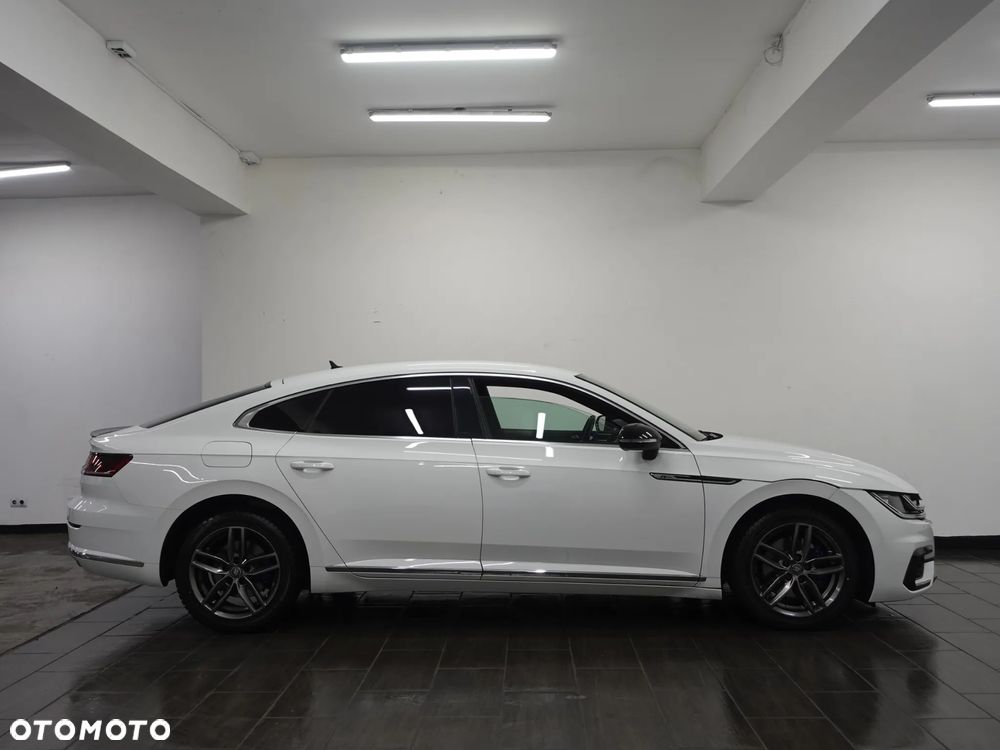 Volkswagen Arteon 2.0 TDI SCR DSG R-Line - 9