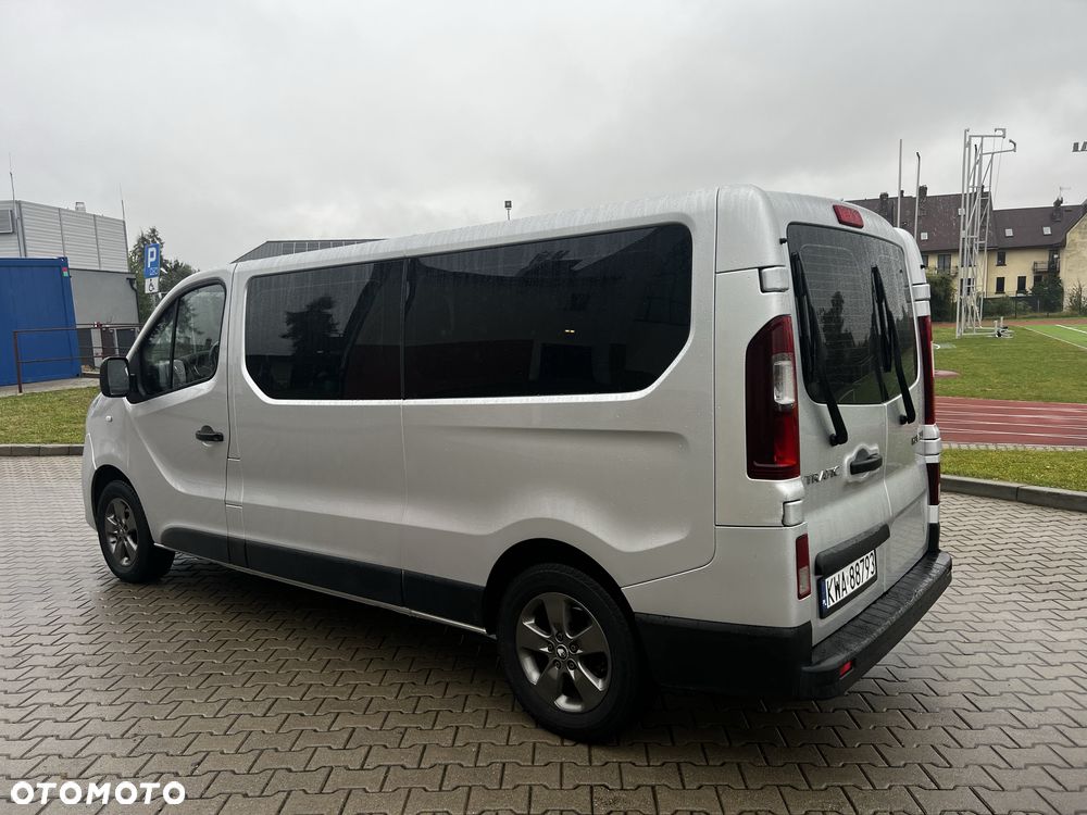 Renault Trafic 2016 photo 5