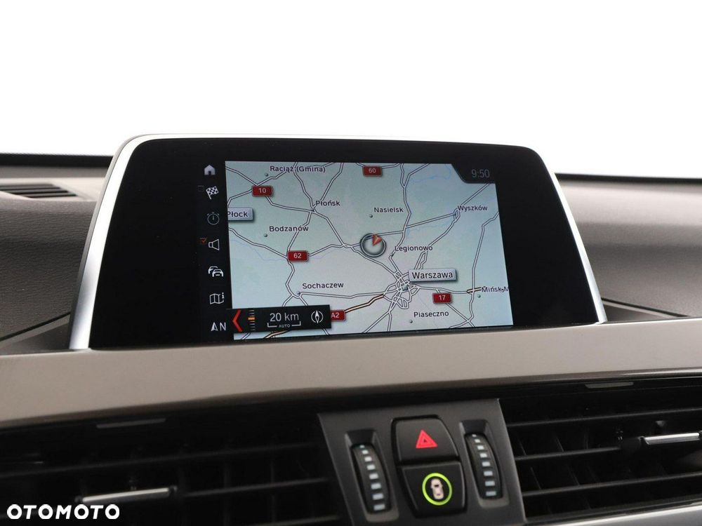 BMW X1 sDrive20d xLine - 24