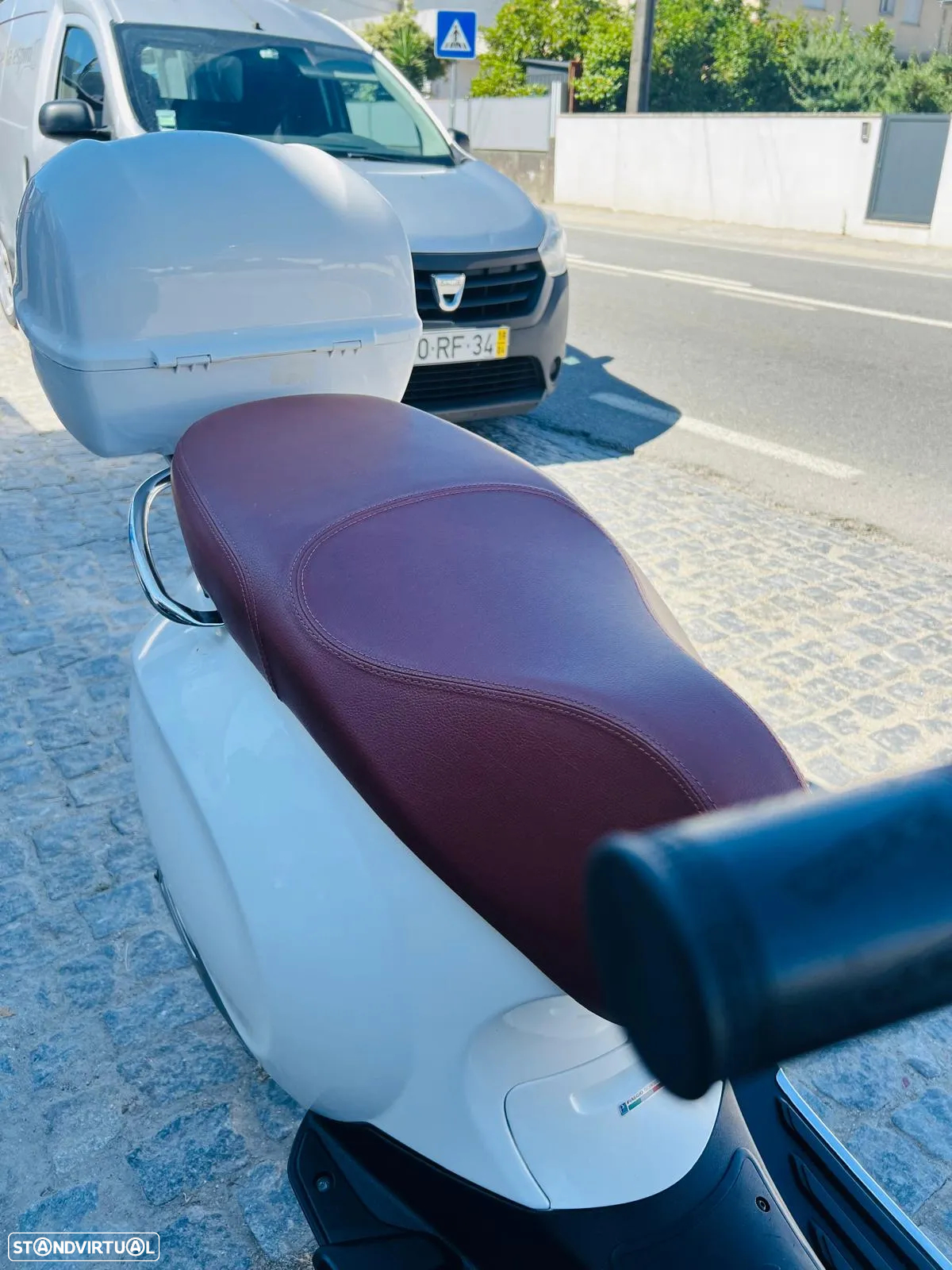 Vespa Primavera 50 2T - 11