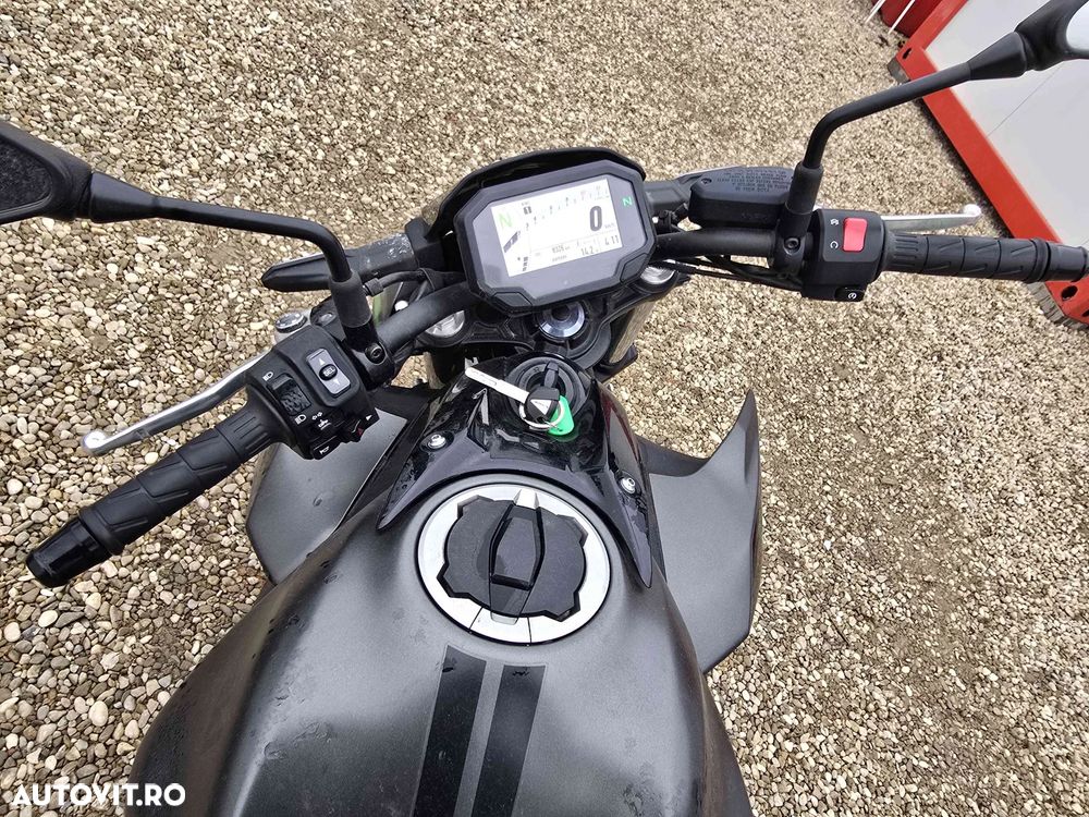 Kawasaki Z 650 - 6