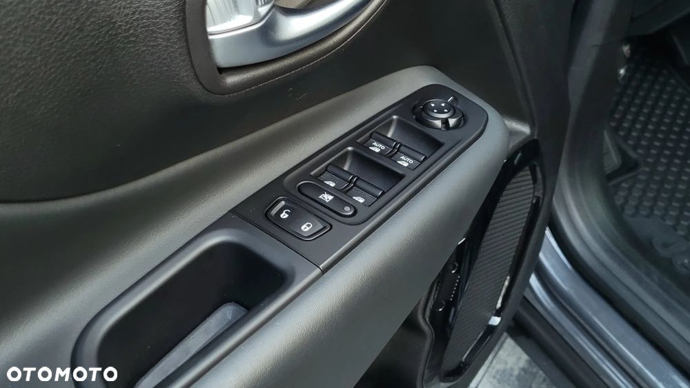 Jeep Renegade - 14