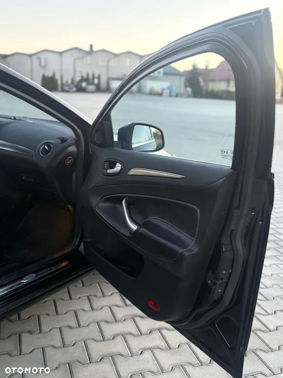 Ford Mondeo 2.0 Titanium - 18