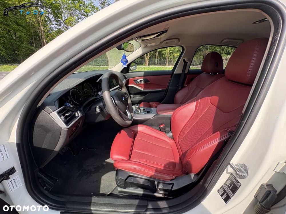 BMW Seria 3 318d M Sport - 20