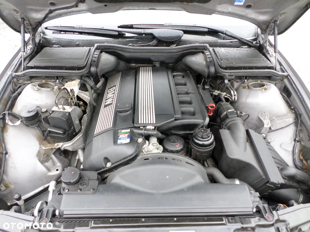 BMW Seria 5 - 33
