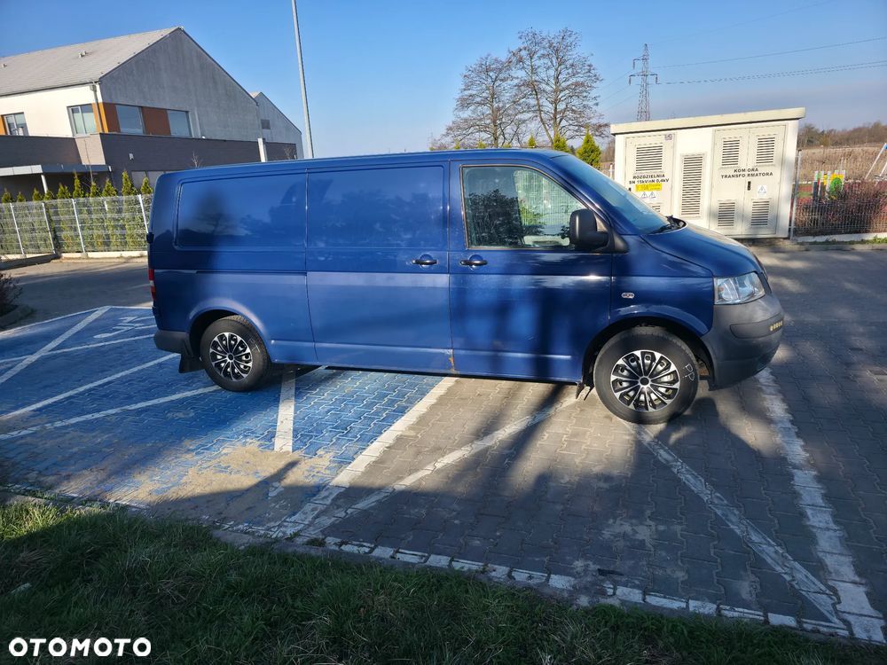 Volkswagen Transporter T5 - 2