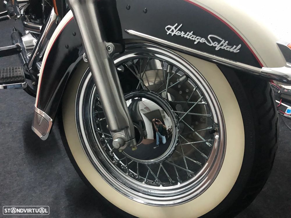 Harley-Davidson FLST FLSTN HERITAGE SOFTAIL NOSTALGIA - 12