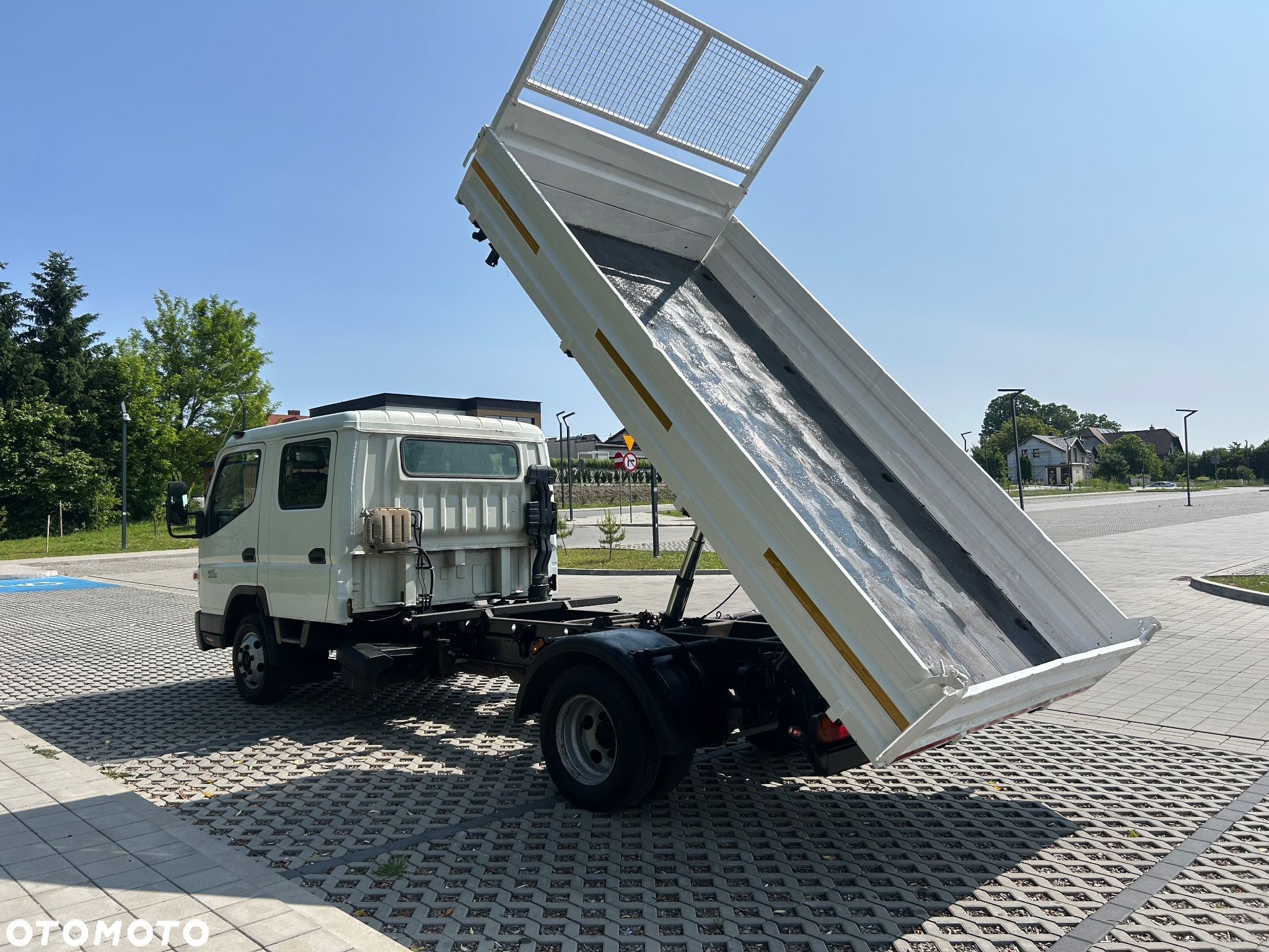 Mitsubishi canter - 19