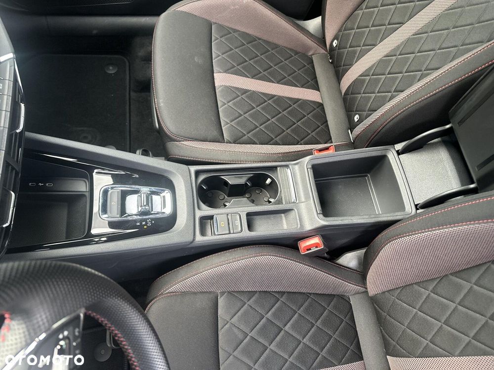 Skoda Octavia 2.0 TSI RS DSG - 26