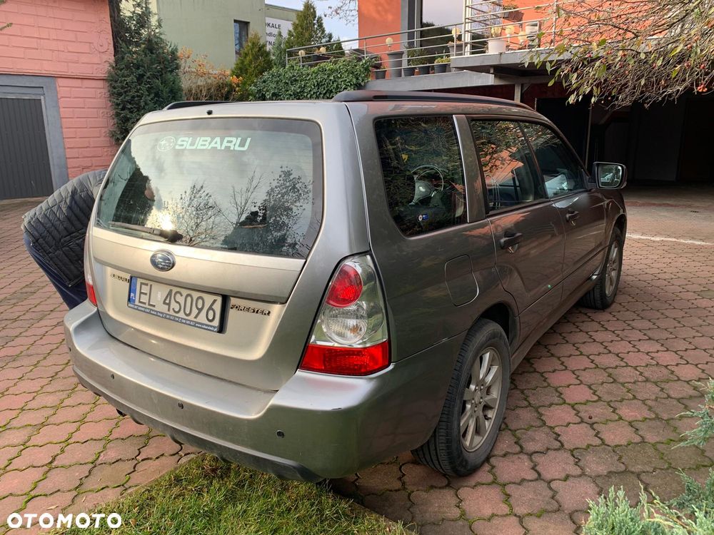 Subaru Forester 2.0 XG - 3