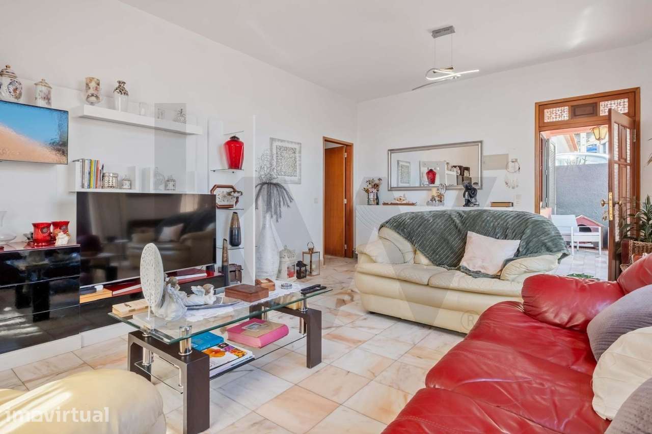 Moradia T3 Térrea com Vista Mar e Potencial de Investimento — Santo An - Grande imagem: 3/28