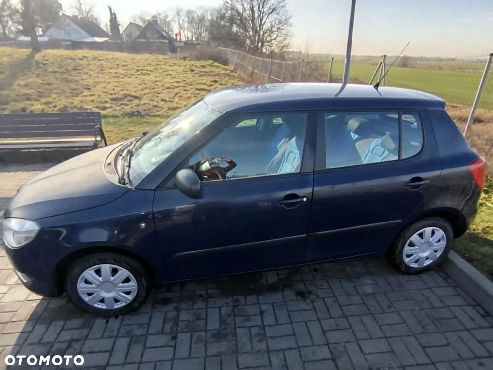 Skoda Fabia - 10
