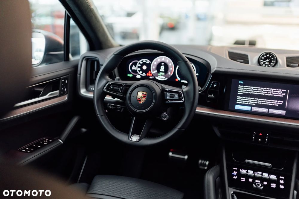 Porsche Cayenne S E-Hybrid PHEV - 19