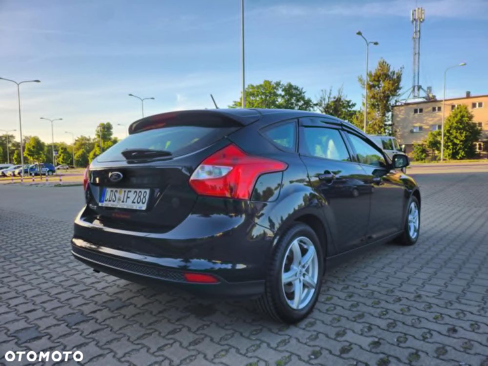 Ford Focus - 8