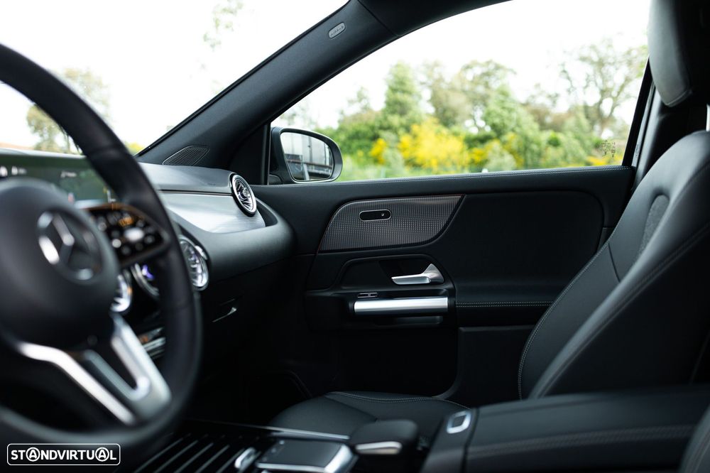 Mercedes-Benz EQA 300 4Matic Progressive - 33