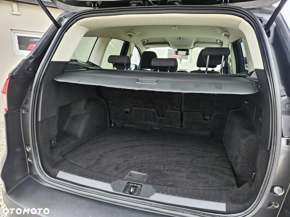 Ford Kuga 2.0 TDCi 2x4 SYNC - 13