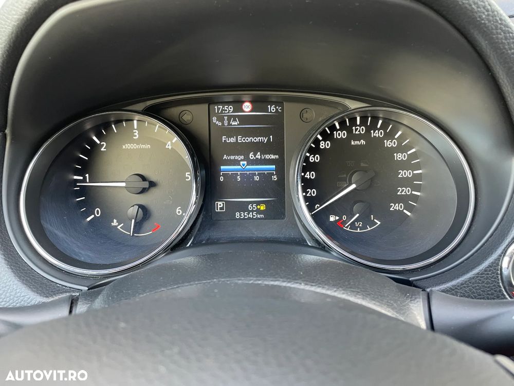 Nissan Qashqai 1.6 DCI Xtronic TEKNA+ - 29