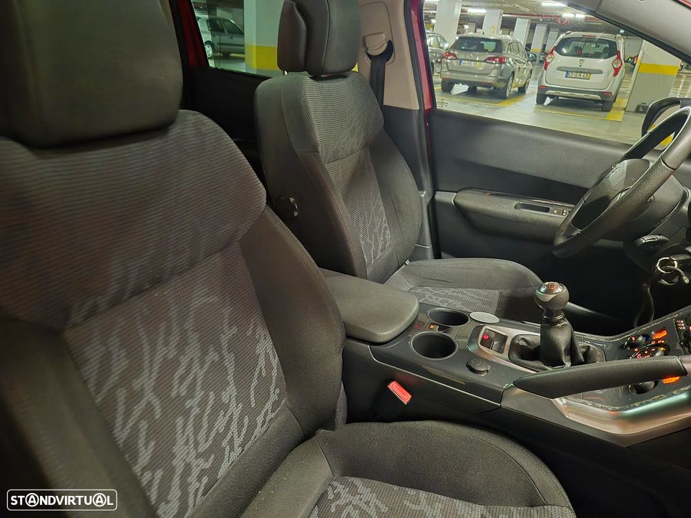 Peugeot 3008 HDi 150 Allure - 38