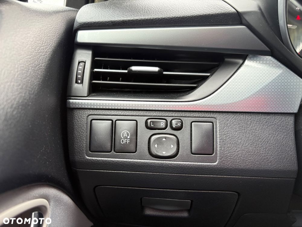 Toyota Avensis Touring Sports 2.0 D-4D Edition S+ - 39