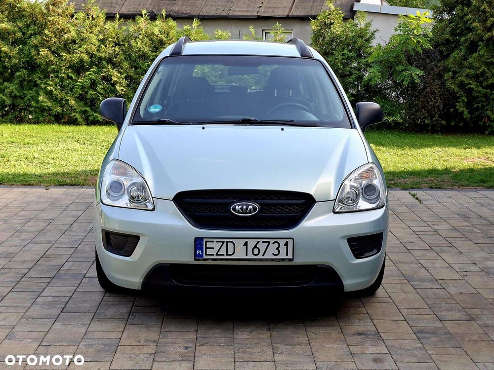 Kia Carens 2.0 EX - 15